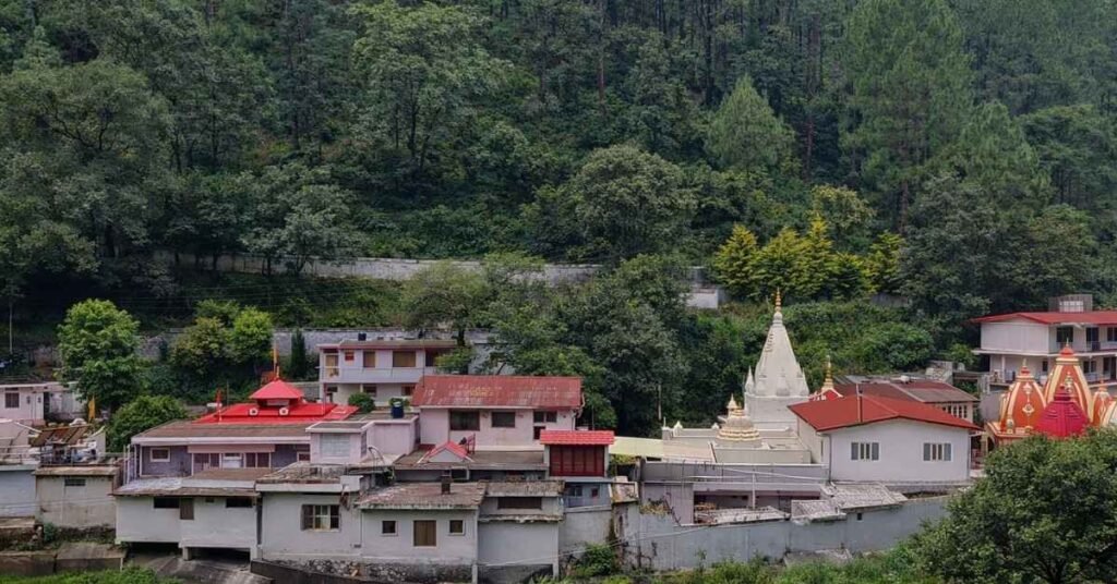 Where to Stay in kainchi dham
