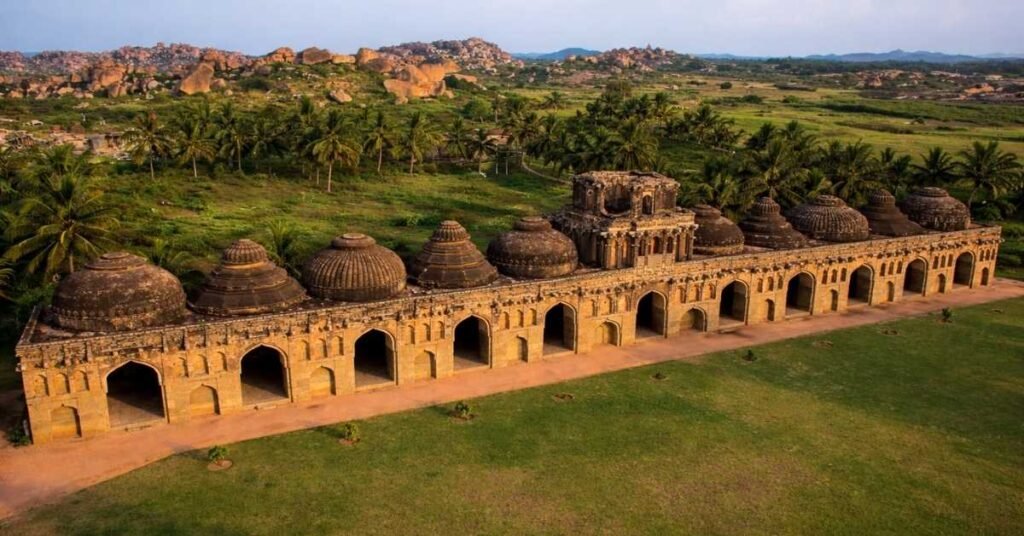 how to reach hampi from bangalore