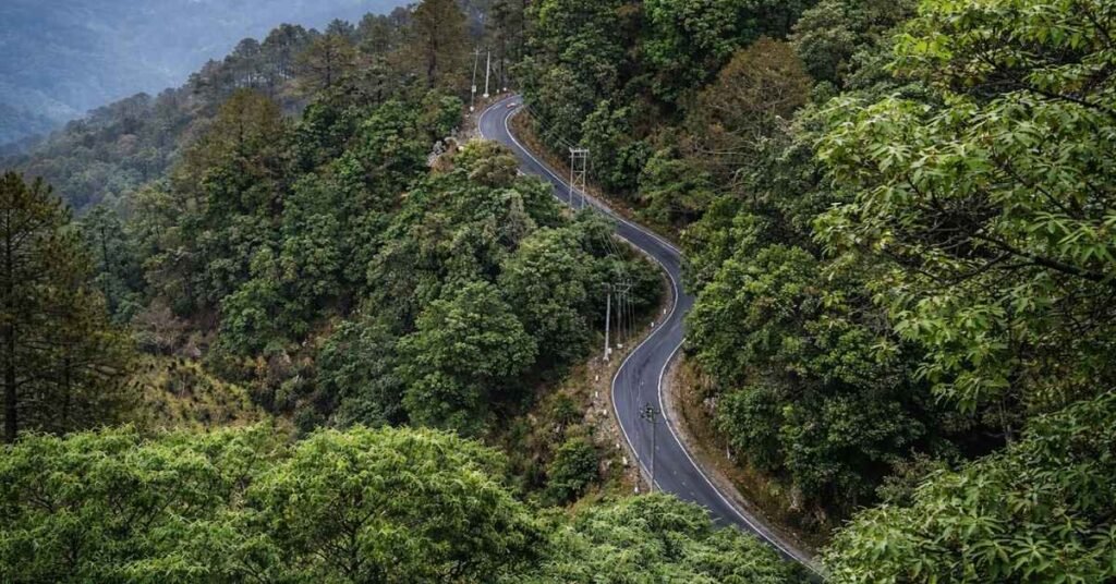 How to Reach Lansdowne by Road