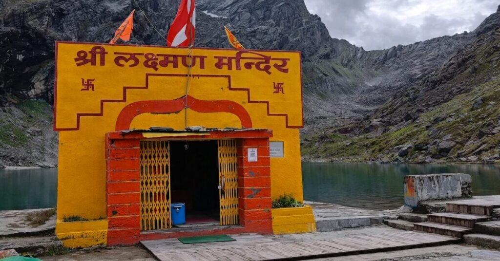 how to reach hemkund sahib from delhi