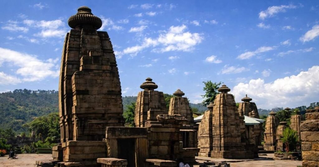 things to do in kausani