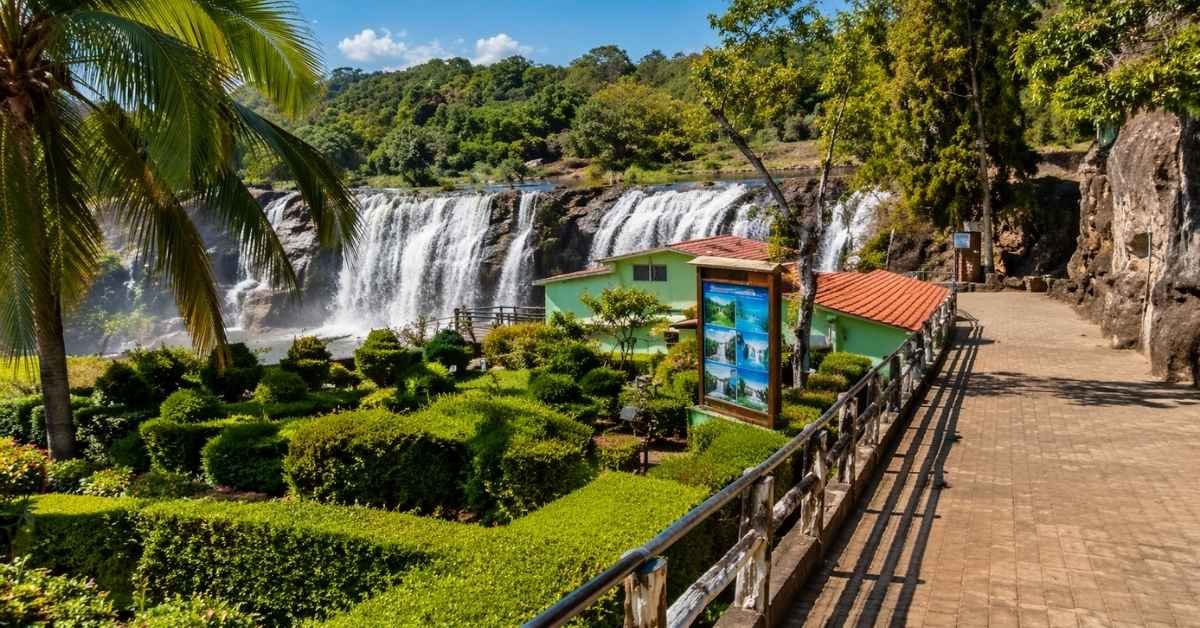 waterfalls near kanyakumari