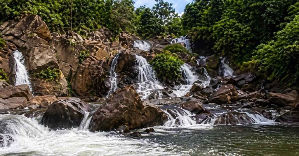 mothugudem waterfalls