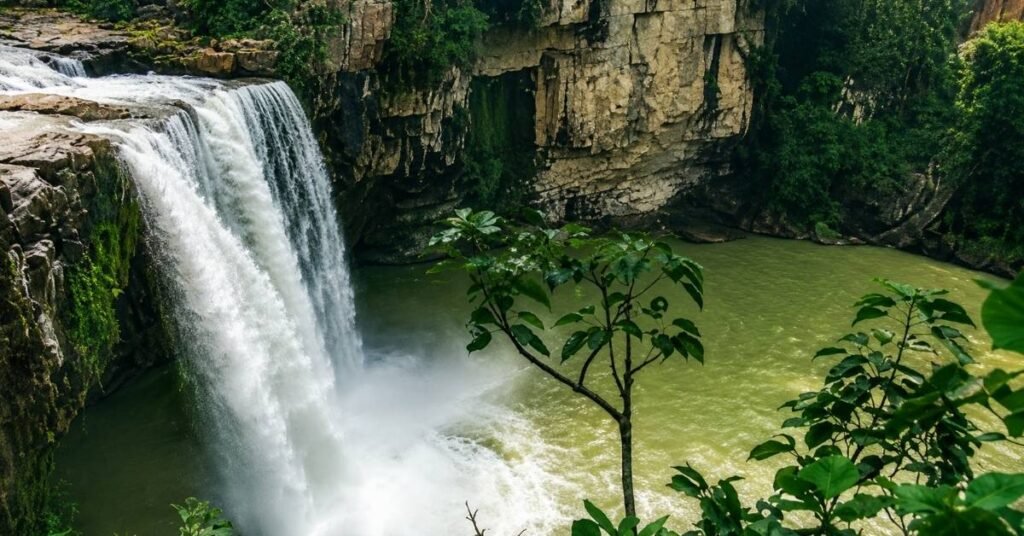 beniadhus waterfall