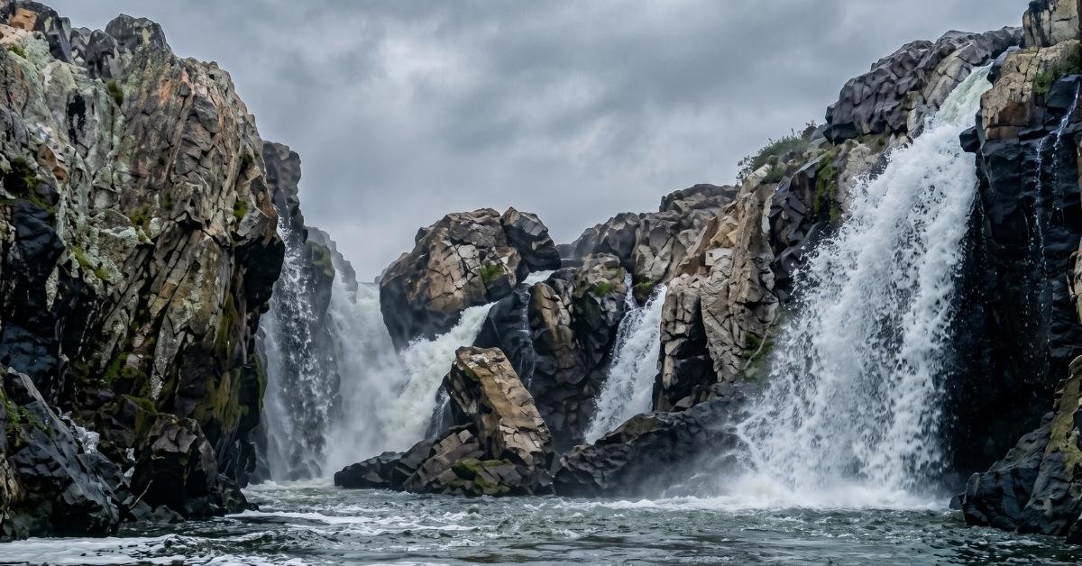 best time to visit hogenakkal
