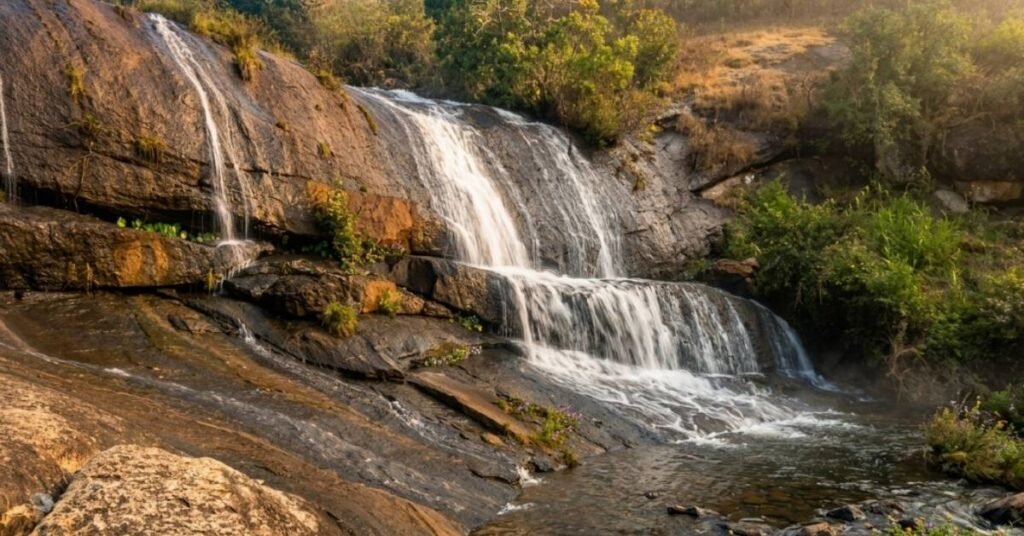 galigabdar waterfall