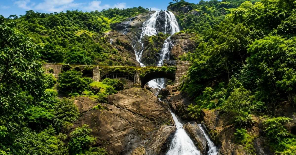 how to reach dudhsagar waterfalls
