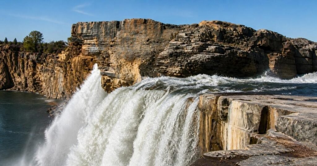 chitrakot waterfall