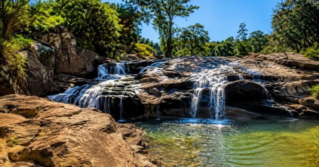 karakkund waterfall