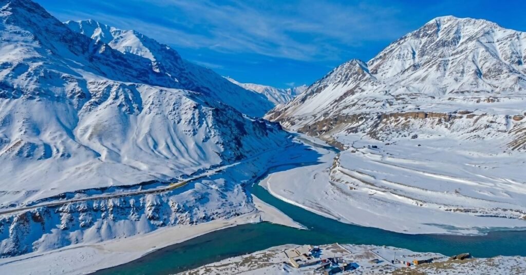 best time to visit leh ladakh for snowfall