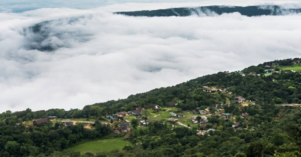 worst time to visit meghalaya