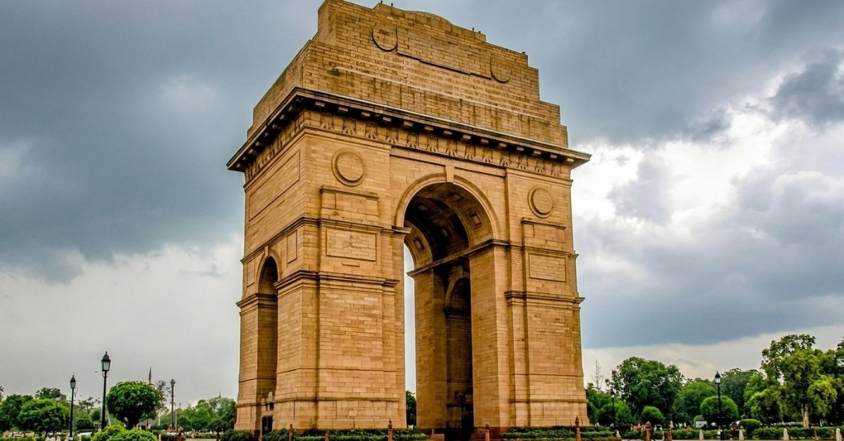 how to reach india gate by metro