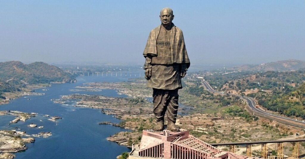 how to reach statue of unity