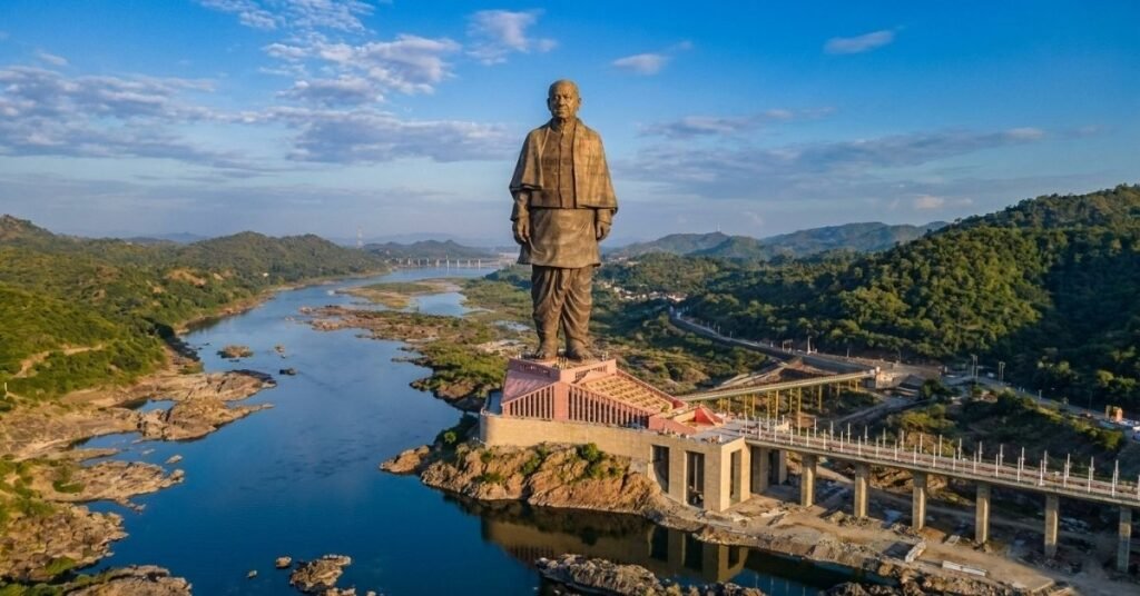 how to reach statue of unity