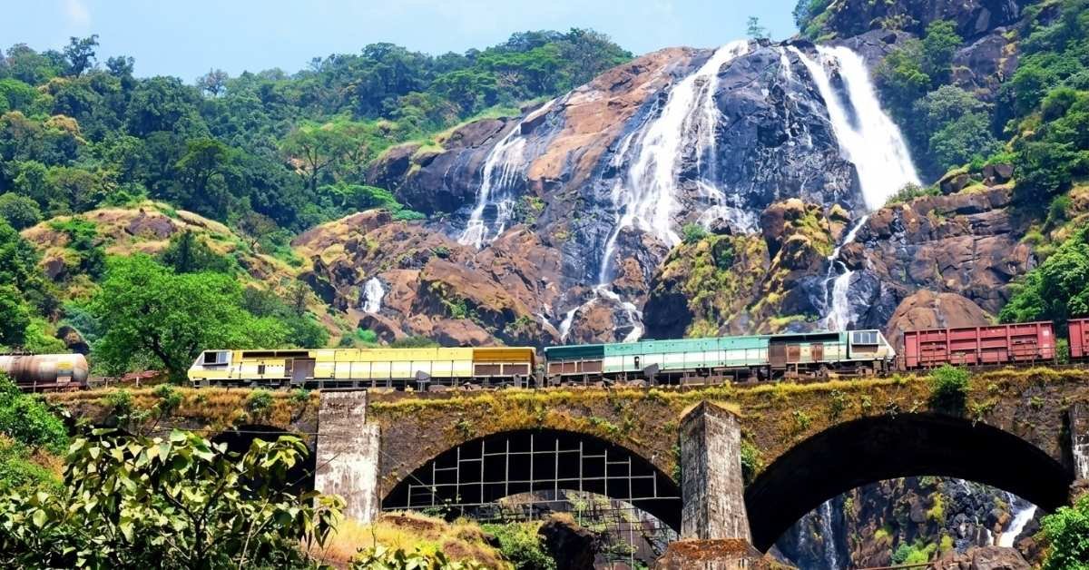how to reach dudhsagar falls from goa