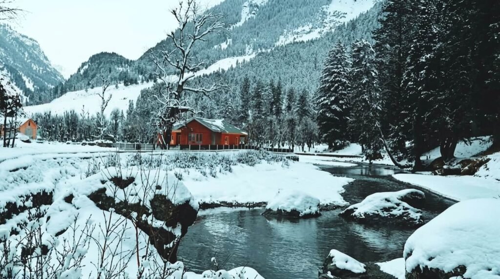 which is the best time to visit kashmir